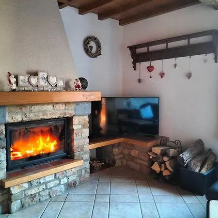 Gîte de la Dame au Lit Gîte à la ferme Chimay Casa vacanze