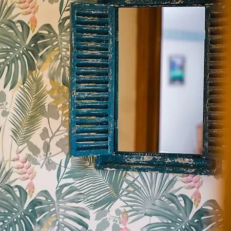 Vakantiehuis La Dame Au Lit A La Ferme Momignies