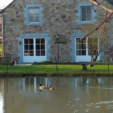 Gîte de la Dame au Lit Gîte à la ferme Chimay *
