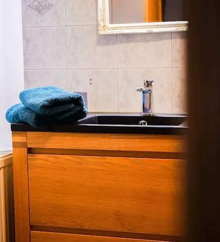 Hébergement de vacances Gite la Dame au Lit gite à la ferme Momignies